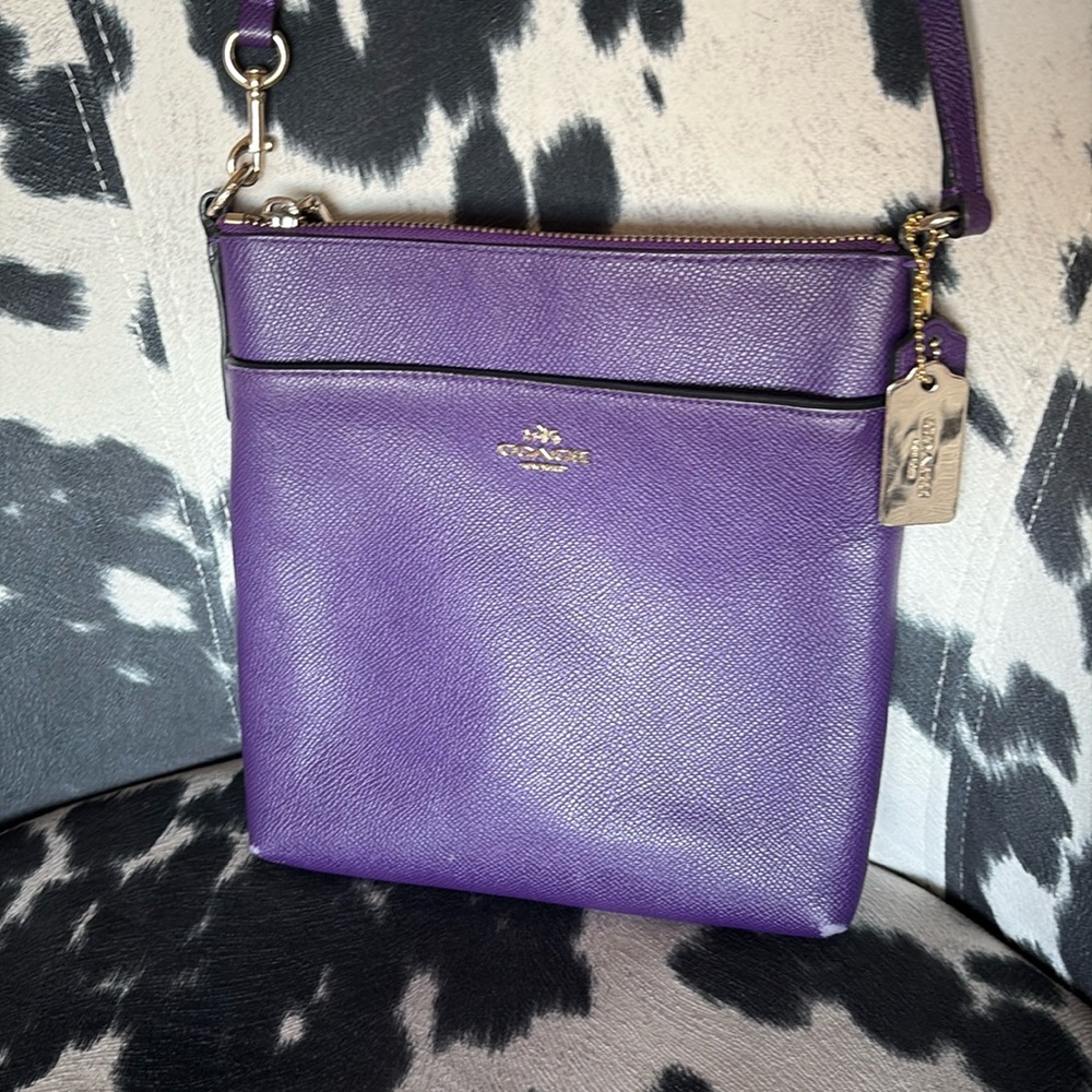 #48 COACH Purple Leather Crossbody